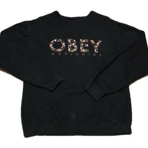 ✖️SOLD✖️Obey Worldwide Floral Spell out Crewneck